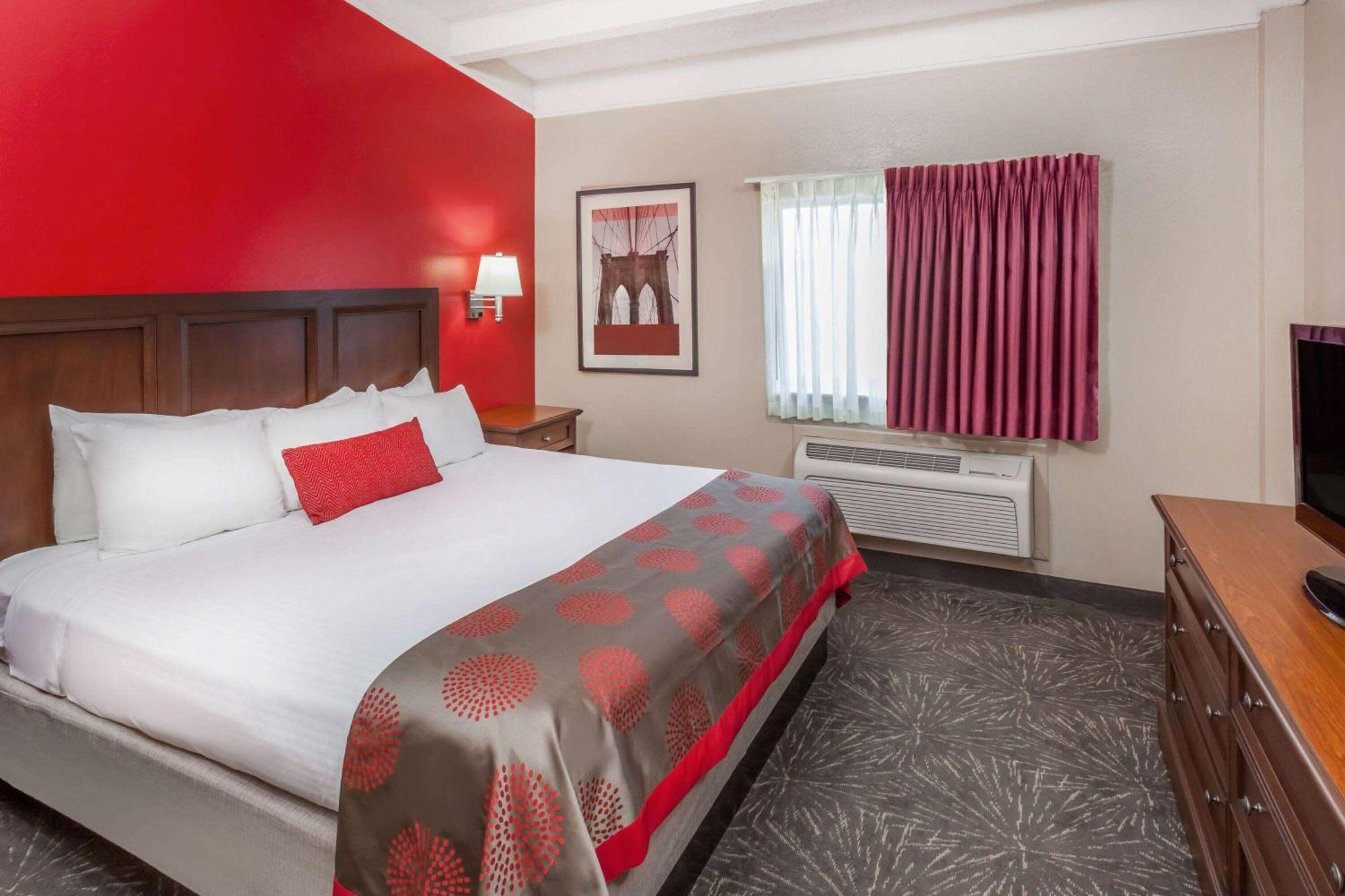 Ramada By Wyndham Hammond Hotel & Conference Center Zewnętrze zdjęcie
