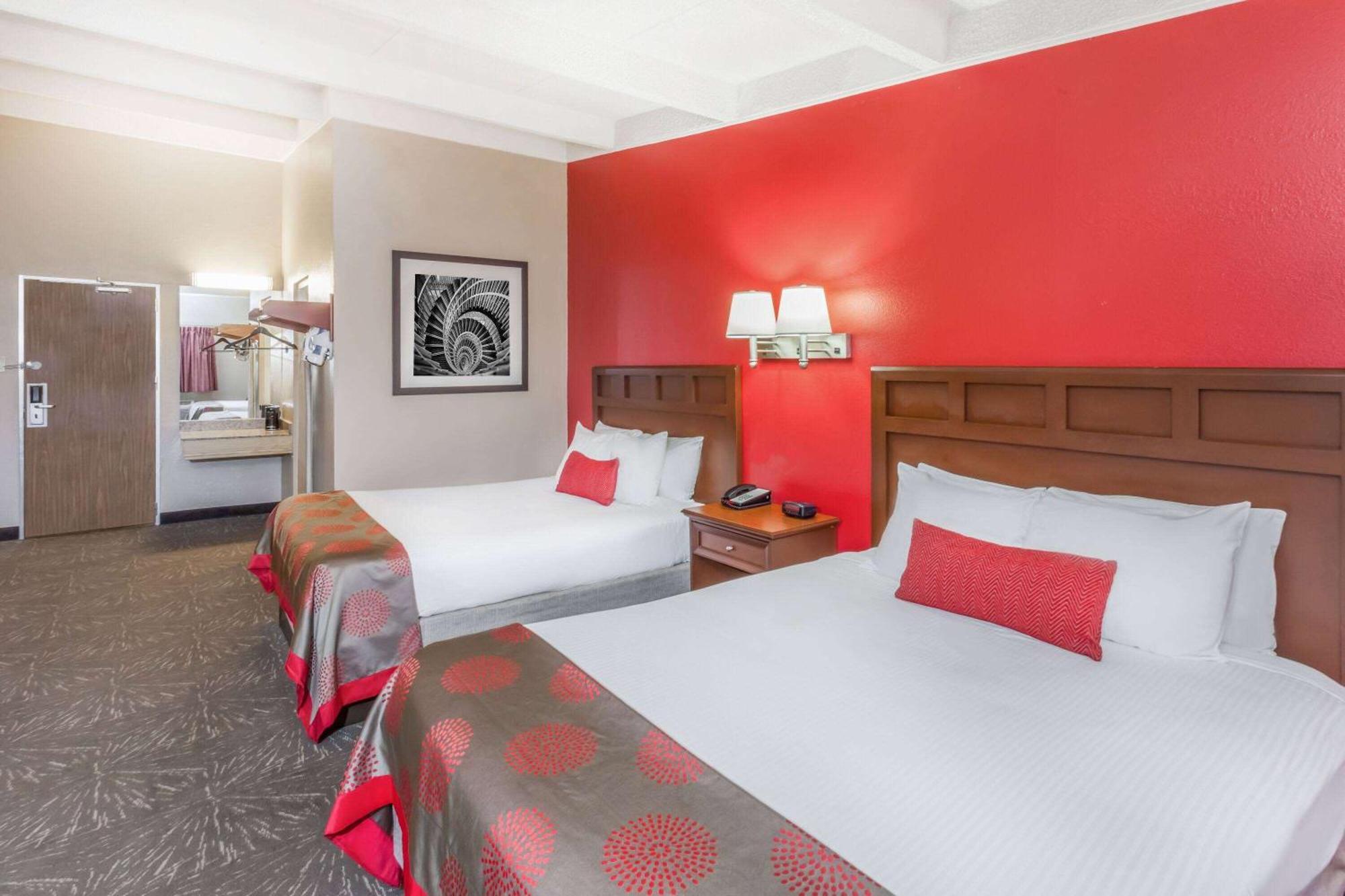 Ramada By Wyndham Hammond Hotel & Conference Center Zewnętrze zdjęcie